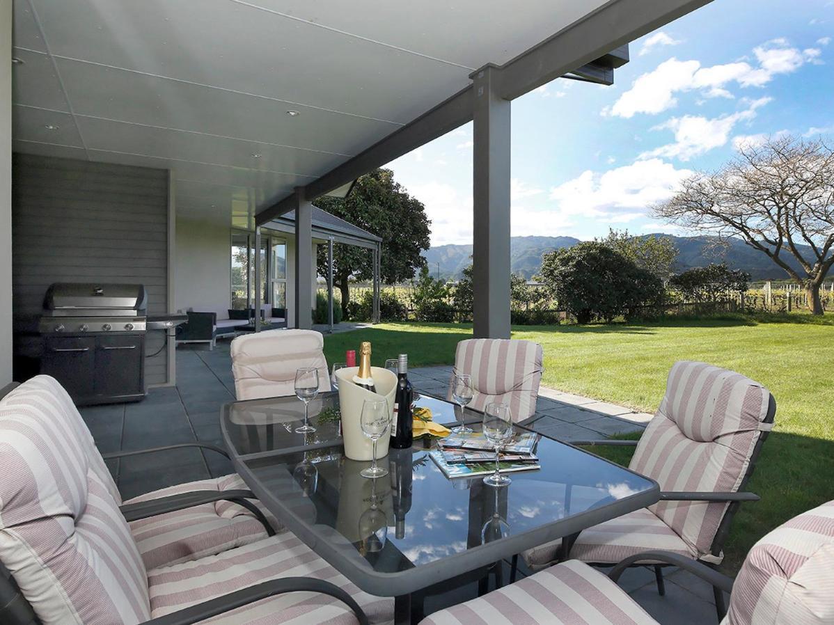 Marlborough Magic - Rapaura Holiday Home Blenheim Exteriör bild